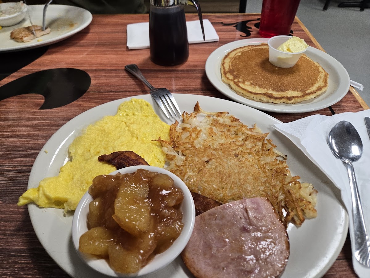 Friend’S Diner Photos 2